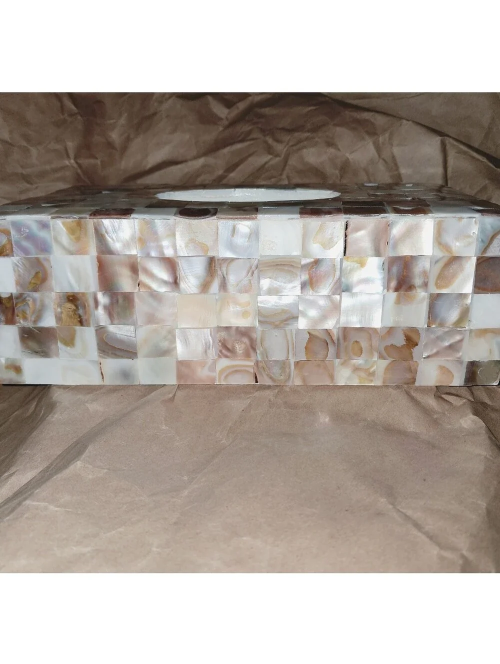 Milano NWT Mother Of Pearl Mosaic Rectagular Tissue Box Cover In Cream/Brown